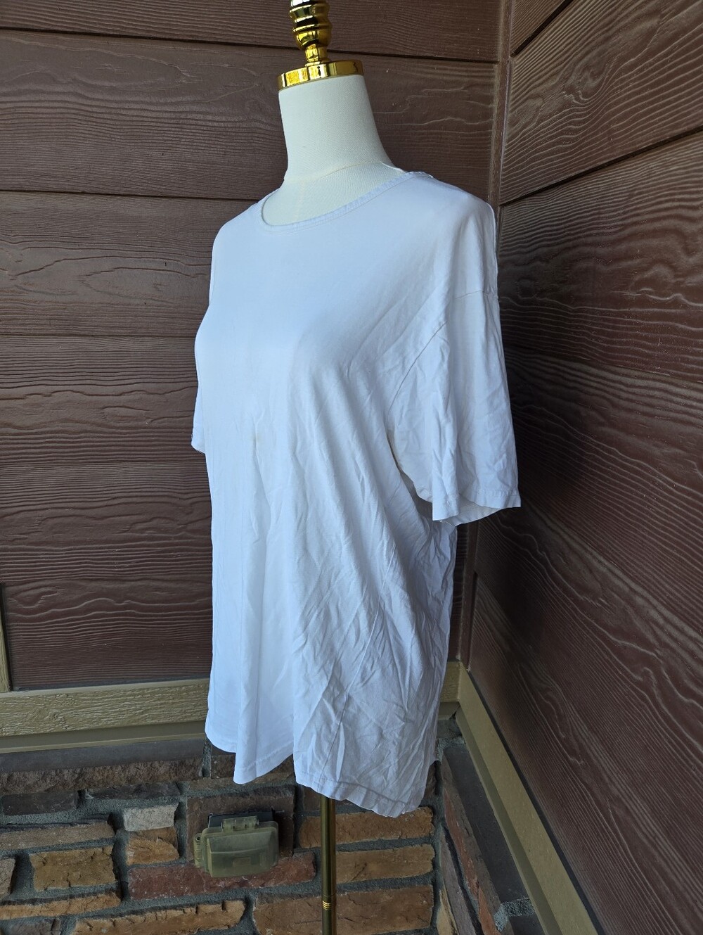 White Oversized Short Sleeve Tee – Women’s Large